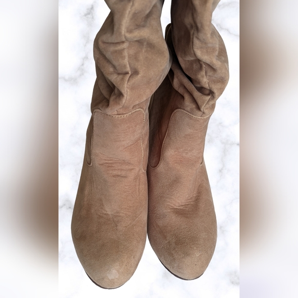 Velvet Heeled Boots - Picture 2 of 4